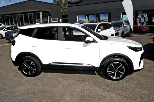 2026 Chery Tiggo 4  Hybrid Ultimate SUV Image 4