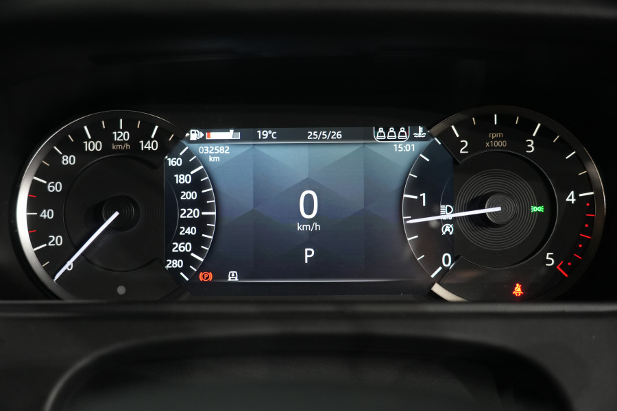2023 Land Rover Range Rover Velar L560 D300 Edition SUV Image 15
