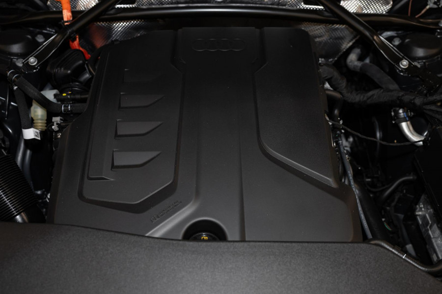 2026 Audi Q5 e-hybrid 270kW SUV