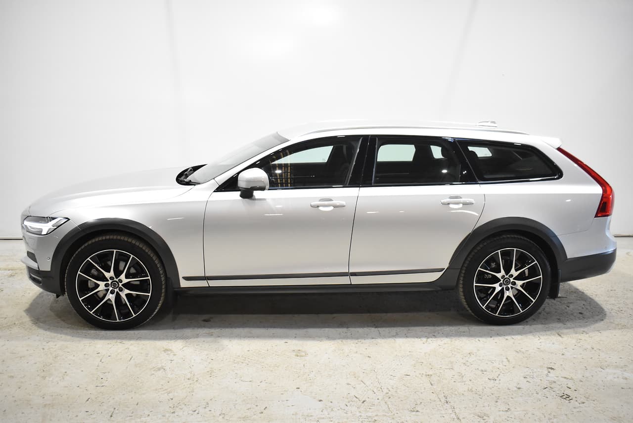 2019 Volvo V90 Cross Country  MY20 D5 Wagon Image 11