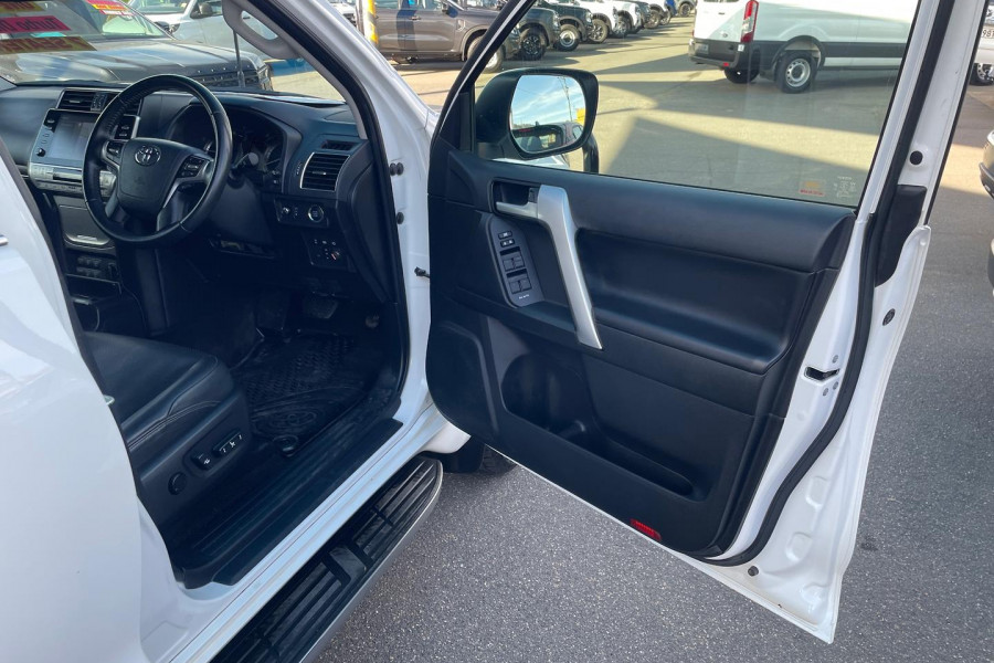 2021 Toyota LandCruiser Prado GDJ150R VX SUV Image 13