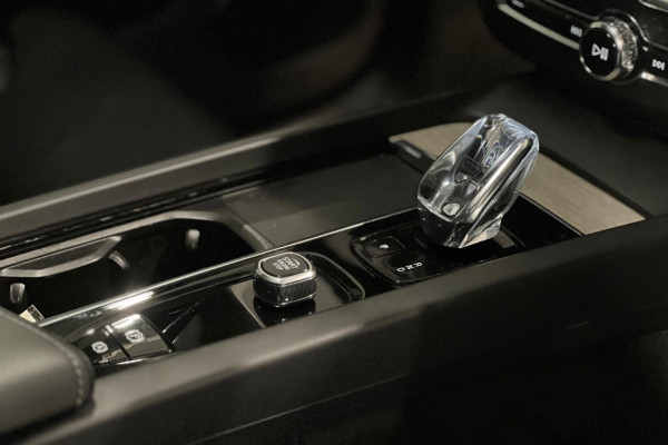 2022 Volvo XC60 UZ B5 Inscription SUV Image 16