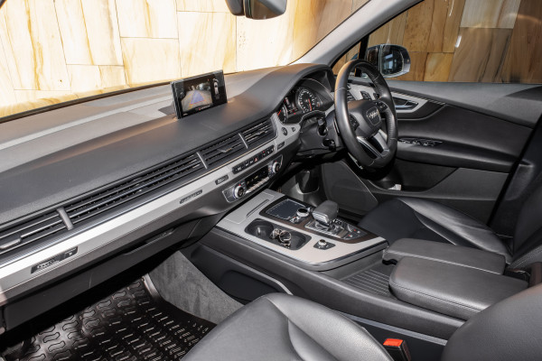 2017 Audi Q7 4M TDI SUV image 8