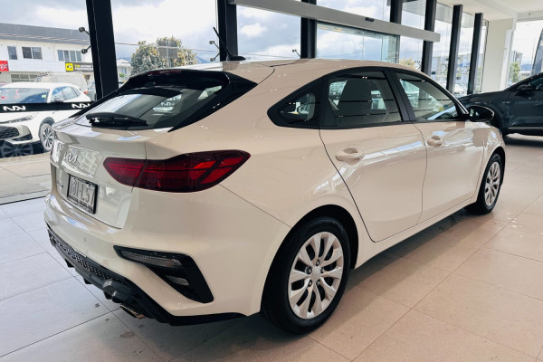 2024 Kia Cerato BD S Hatch
