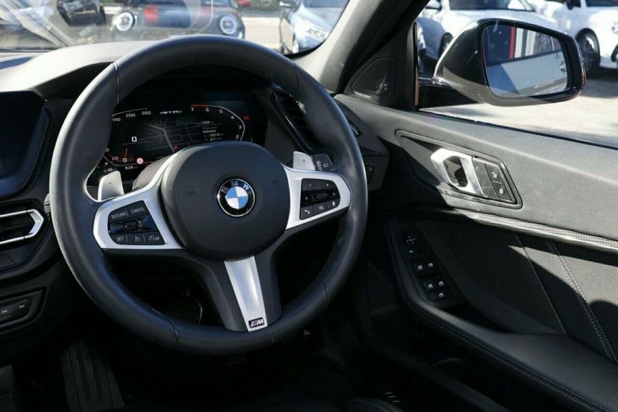 2024 BMW 1 Series F40 M135i xDrive Hatch Image 6