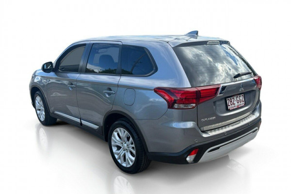 2021 Mitsubishi Outlander ZL ES SUV Image 5
