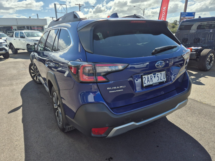 2024 Subaru Outback 6GEN AWD Touring SUV Image 8