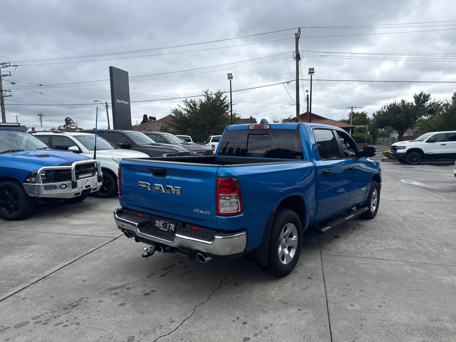 2024 Ram 1500 DT Big Horn Crew Cab Image 3