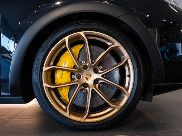 2022 Porsche Cayenne Turbo GT Coupe image 27