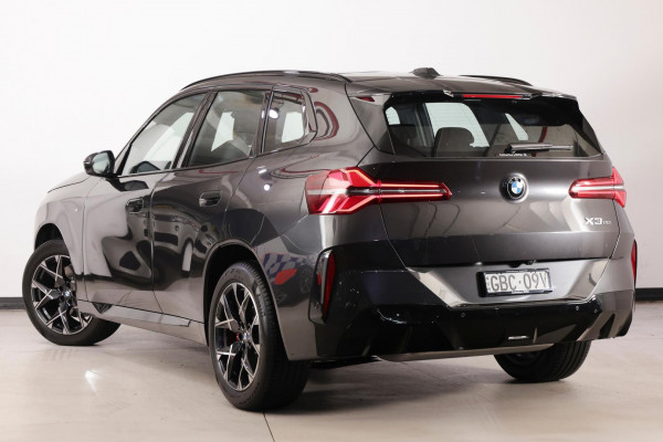 2025 BMW X3 G45 20 xDrive SUV image 2