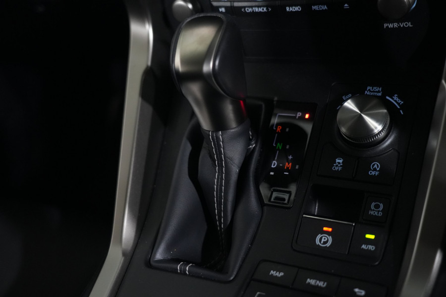 2020 Lexus Nx300 Luxury (Awd) SUV Image 18