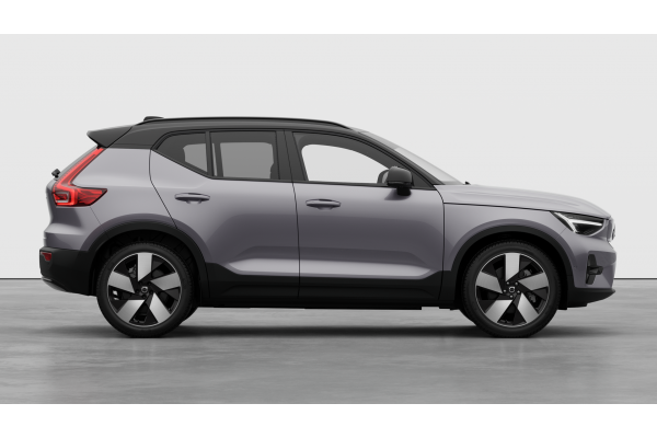 2026 Volvo EX40  Ultra Twin Motor Performance SUV Image 5