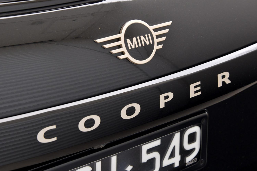 2026 MINI Cooper F66 C Favoured Hatch