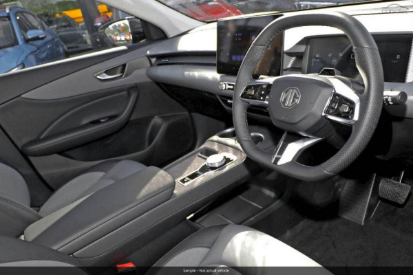 2026 MG MGS5 EV ZS3EM Essence 62 SUV Image 3