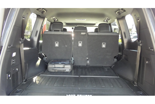 2021 Toyota LandCruiser FJA300R LC300 SAHARA 4X4 SUV Image 11