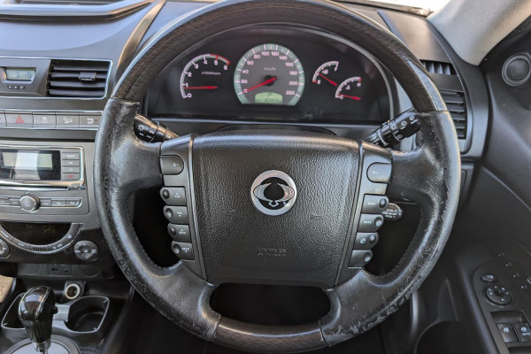 2014 SsangYong Rexton Y285 II SX SUV Image 14