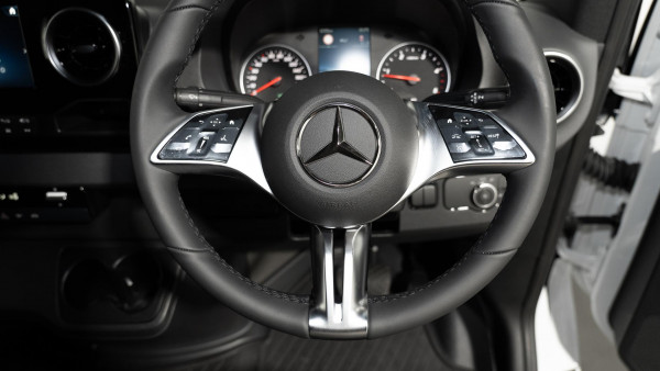 2024 Mercedes-Benz Sprinter VS30 417CDI Bus image 12