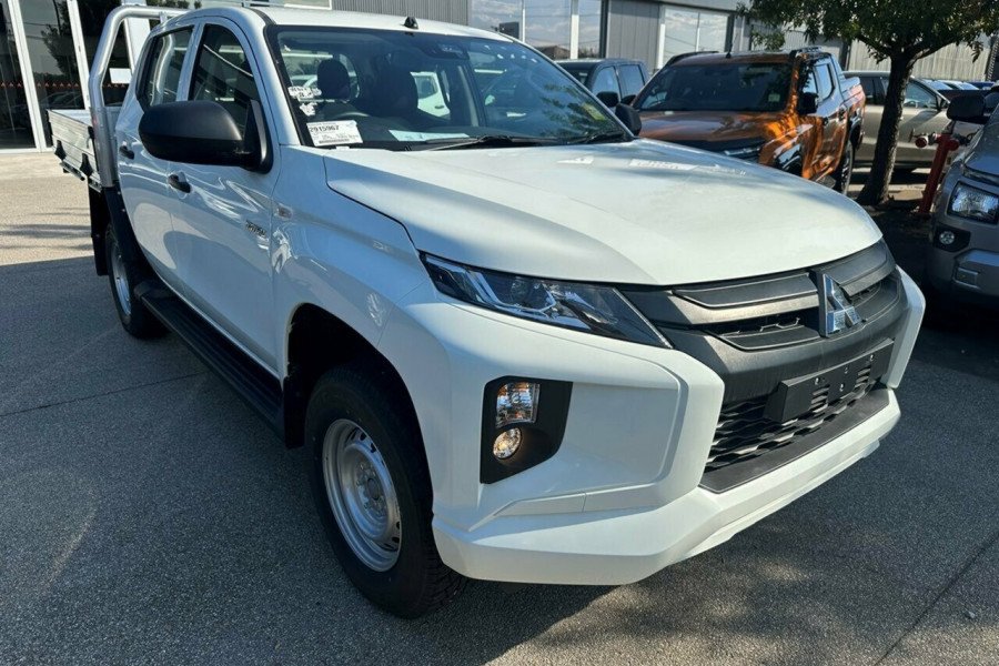 2023 Mitsubishi Triton MR GLX Cab Chassis Image 7