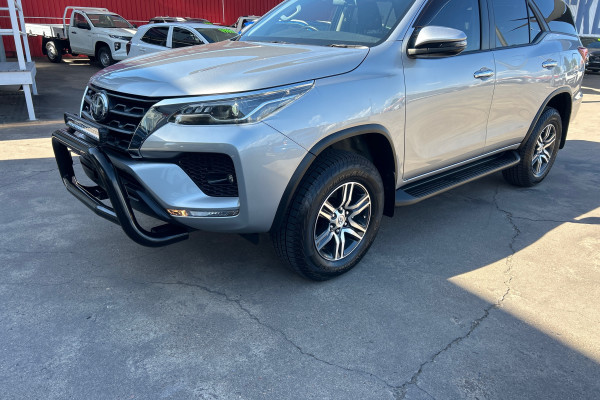 2023 Toyota Fortuner GUN156R GXL SUV Image 3