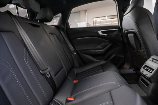 2025 Audi A5 B10 e-hybrid S-Line Sedan image 9