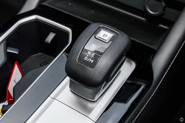 2025 Mitsubishi Outlander ZM ES SUV Image 14