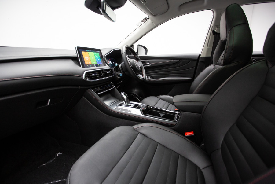 2025 MG HS Plug-in Hybrid Essence SUV Image 11