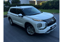 2023 MY24 Mitsubishi Outlander ZM LS SUV