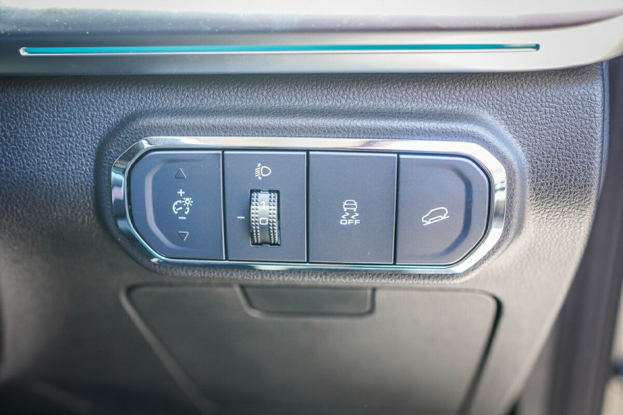 2024 GWM Cannon Alpha P05 Ultra Hybrid Ute Image 18