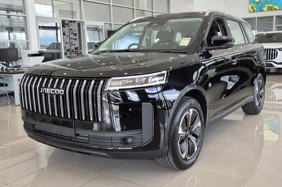 2026 Jaecoo J5  Summit SUV Image 1