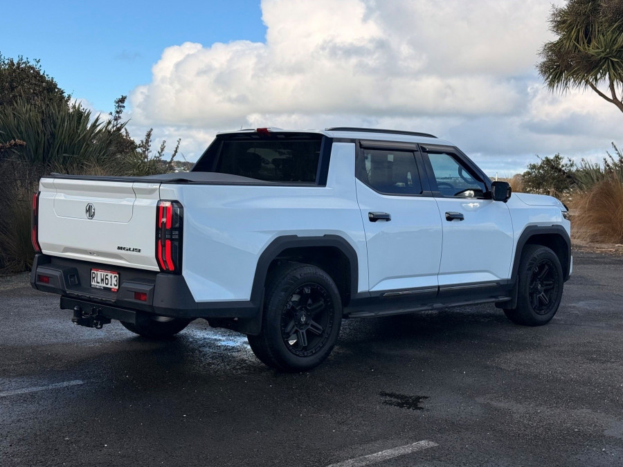 2025 MG U9 EKK1C Explore Pro Ute Image 3