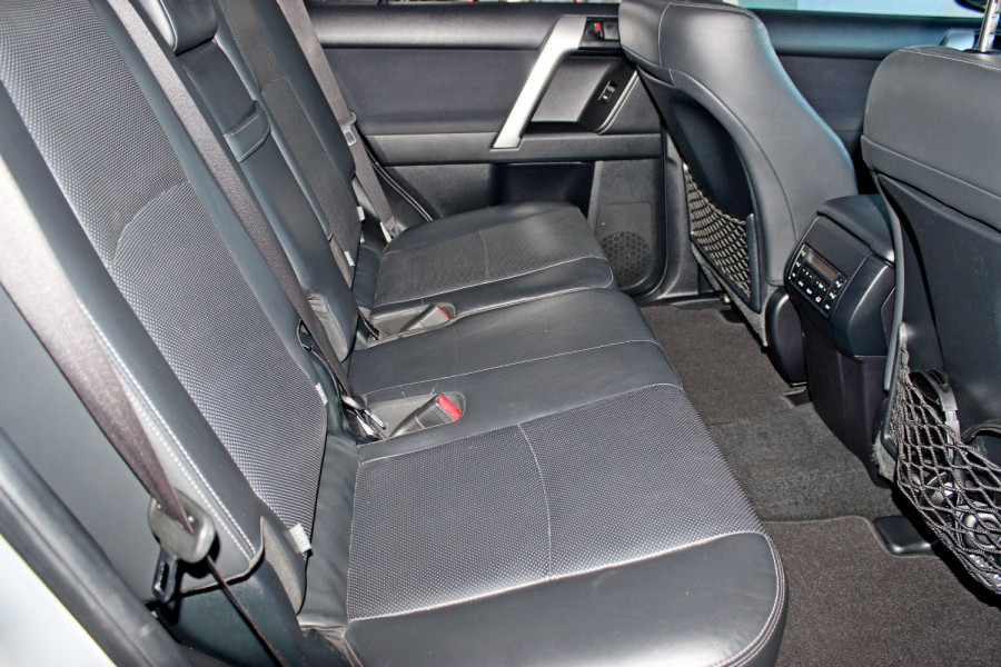 2019 Toyota LandCruiser Prado GDJ150R GXL SUV Image 10