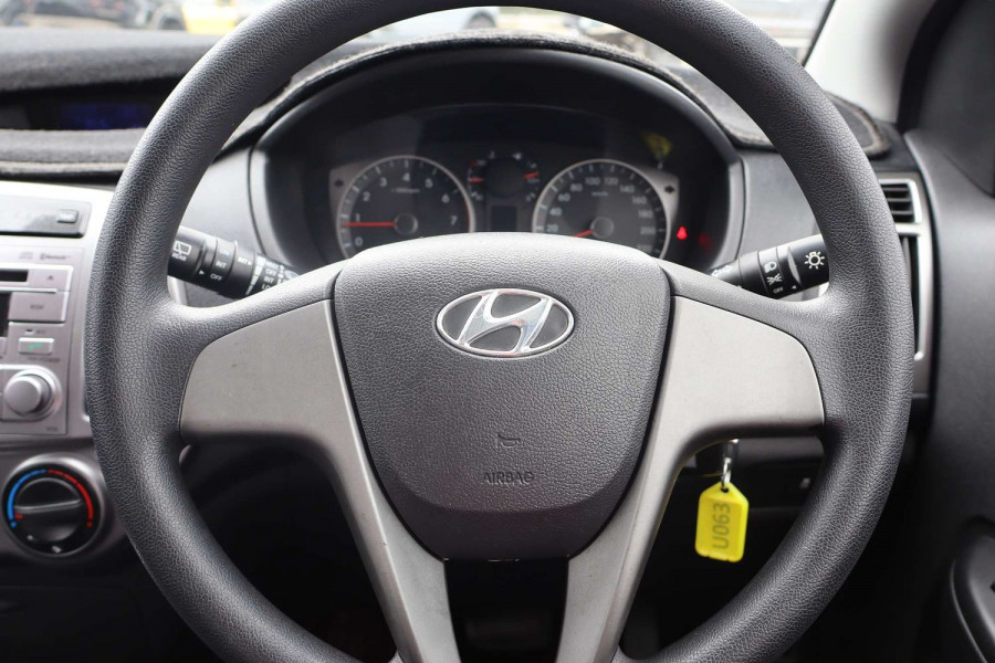 2015 Hyundai i20 PB Active Hatch Image 13