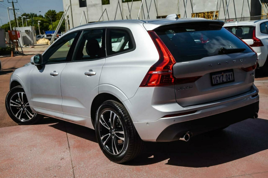 2019 MY20 Volvo XC60 UZ T5 Momentum Suv Image 4