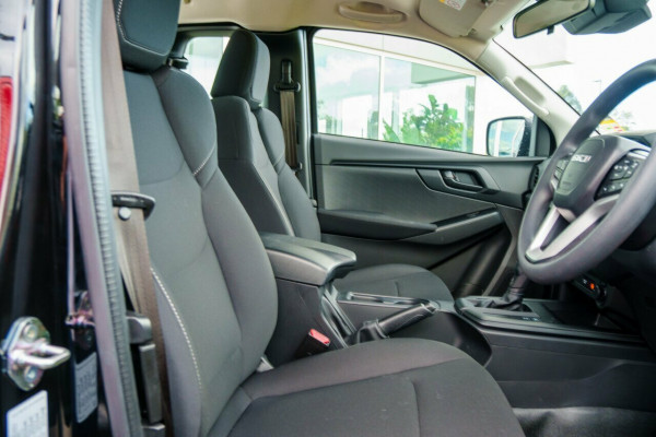 2026 MY25.5 Isuzu D-MAX RG SX Cab Chassis Image 10