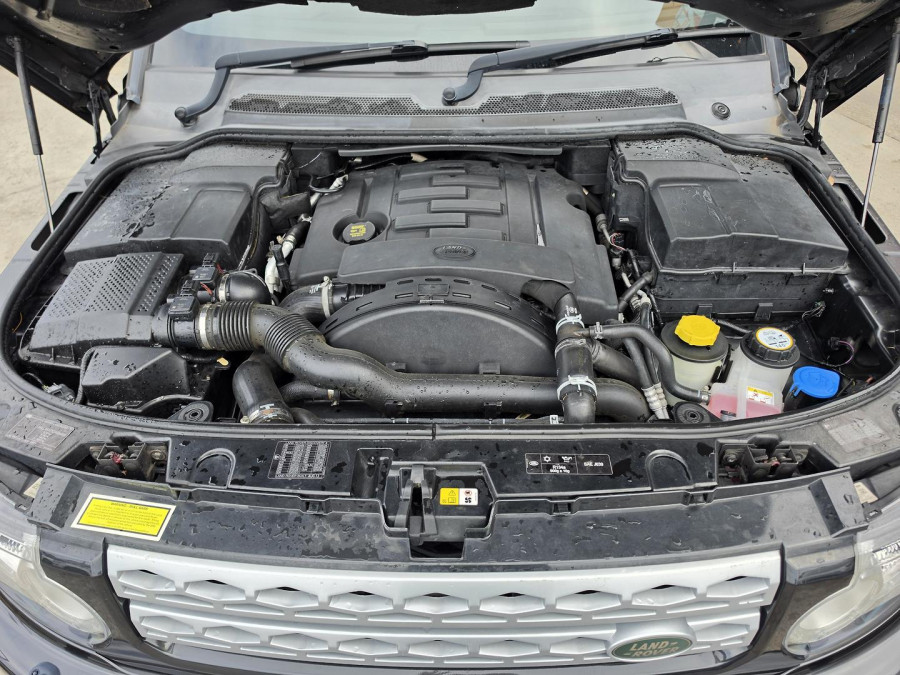 2013 Land Rover Discovery Sport Series 4 HSE SUV Image 29