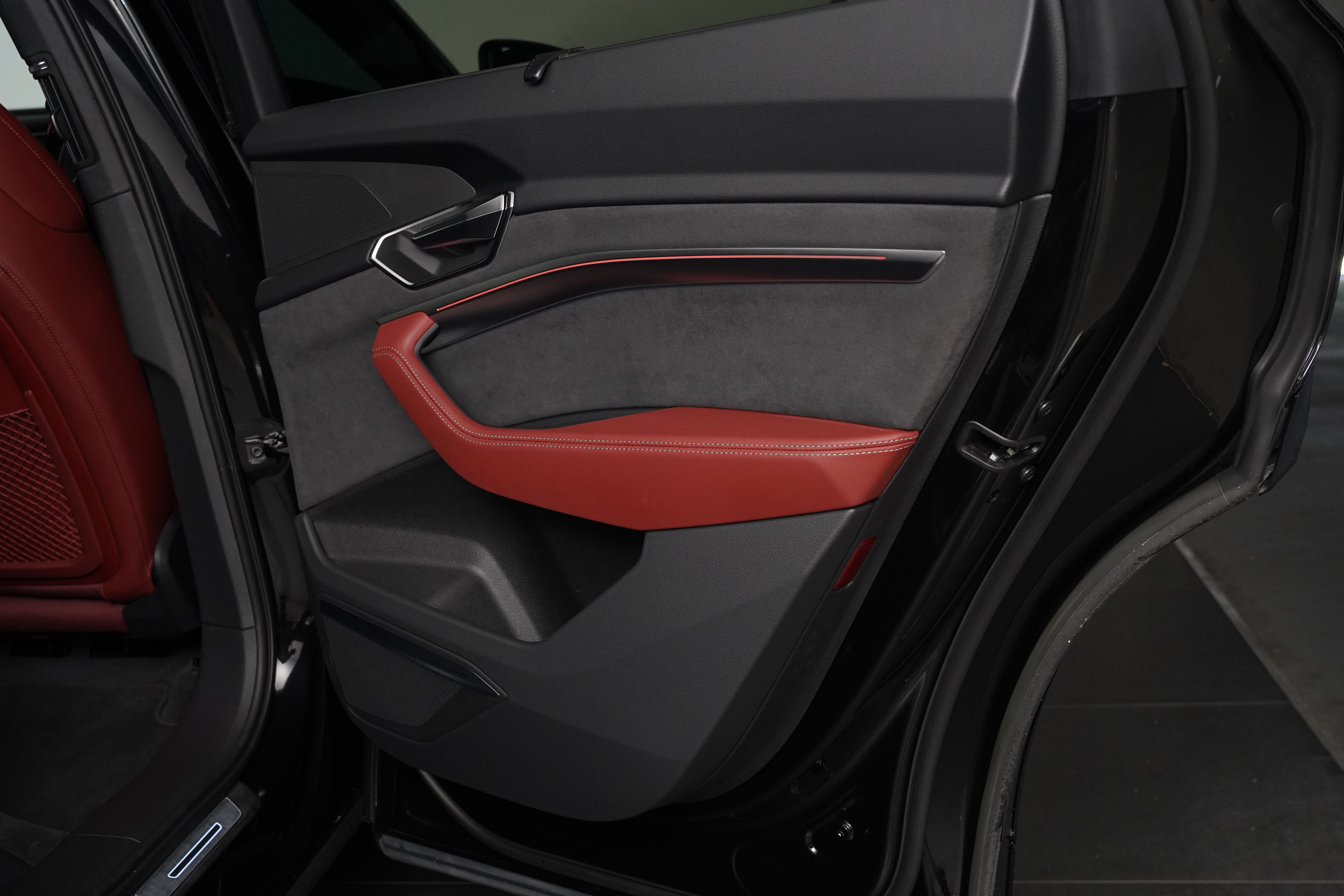 2023 Audi e-tron S GE Sportback SUV Image 51