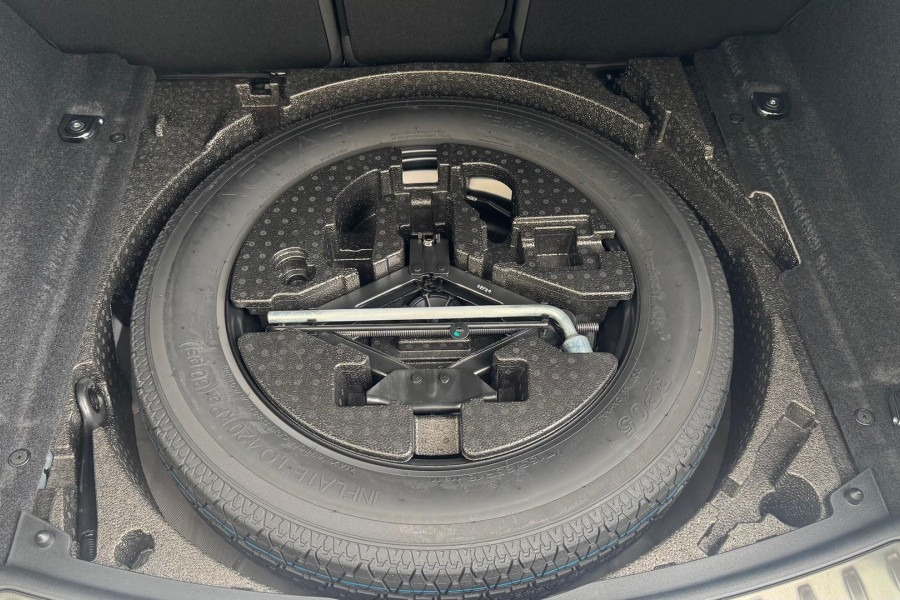2024 MY24.75 Jaguar E-PACE X540 R-Dynamic SE SUV