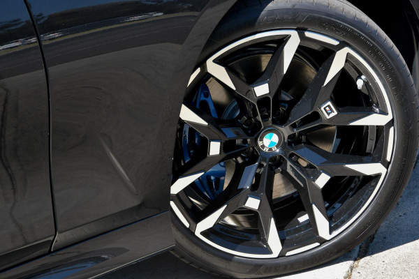 2025 BMW 3 Series G20 LCI II 330i M Sport Sedan image 27
