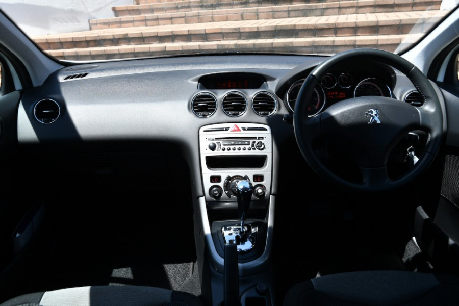 2011 MY12 Peugeot 308 T7 MY12 Active Hatchback Image 8