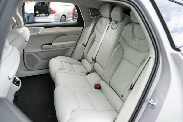 2025 MY26 Volvo ES90  Ultra Single Motor Sedan Image 5