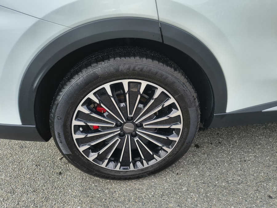2025 Omoda Omoda 9  Virtue SUV Image 11
