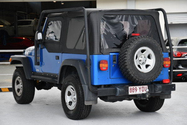 2003 Chrysler Wrangler TJ Sport Convertible Image 3
