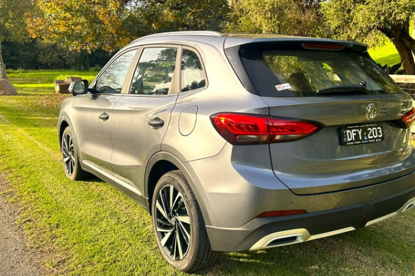 2024 MY24.5 MG ZS EV ZS ESSENCE H24.5 Essence SUV