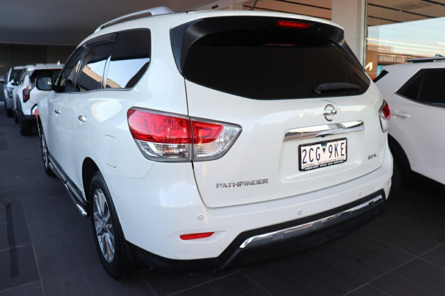2016 Nissan Pathfinder R52 ST-L SUV Image 8