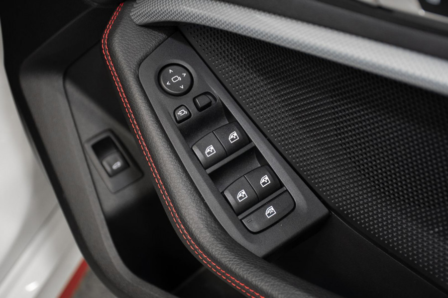 2022 BMW 1 Series F40 128ti Hatch