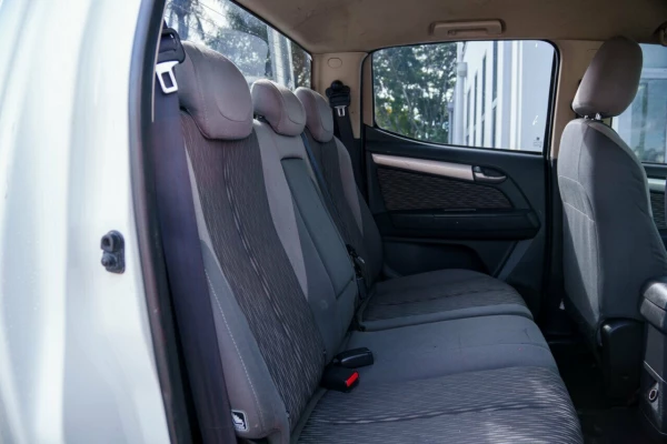 2016 Holden Colorado RG LS Crew Cab Pickup Image 8