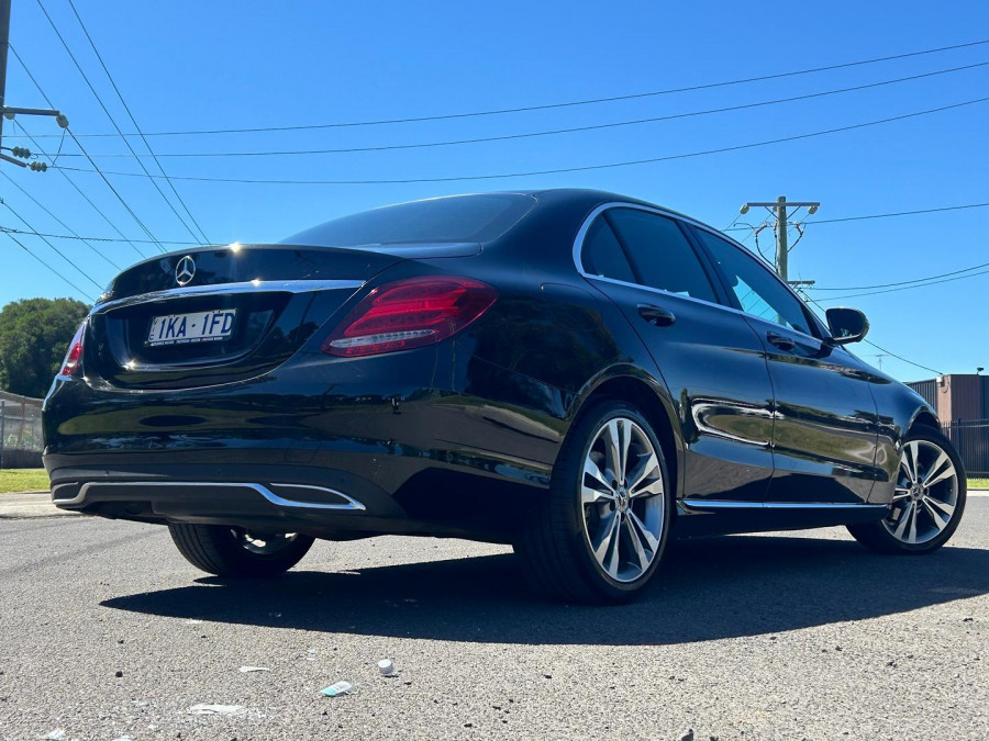 2017 Mercedes-Benz C-Class W205 C220 CDI Sports Sedan Image 6