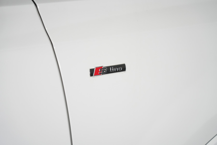 2021 Audi Q7 4M 55 TFSI S line SUV Image 12
