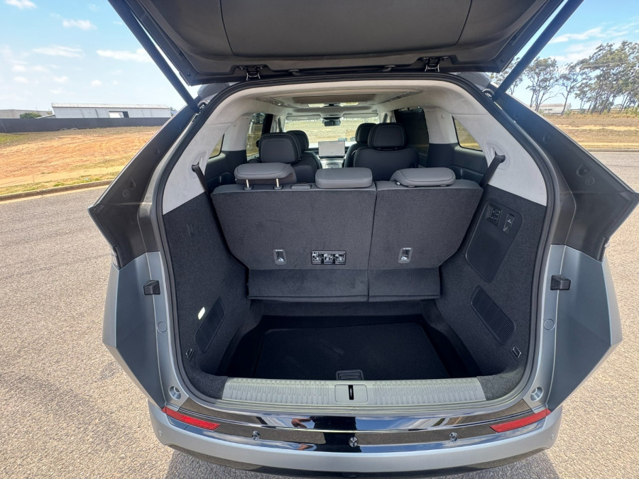 2026 XPeng X9 Standard Range Other Image 14