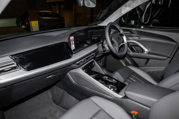 2025 Audi Q5 GU TFSI 150kW SUV image 8